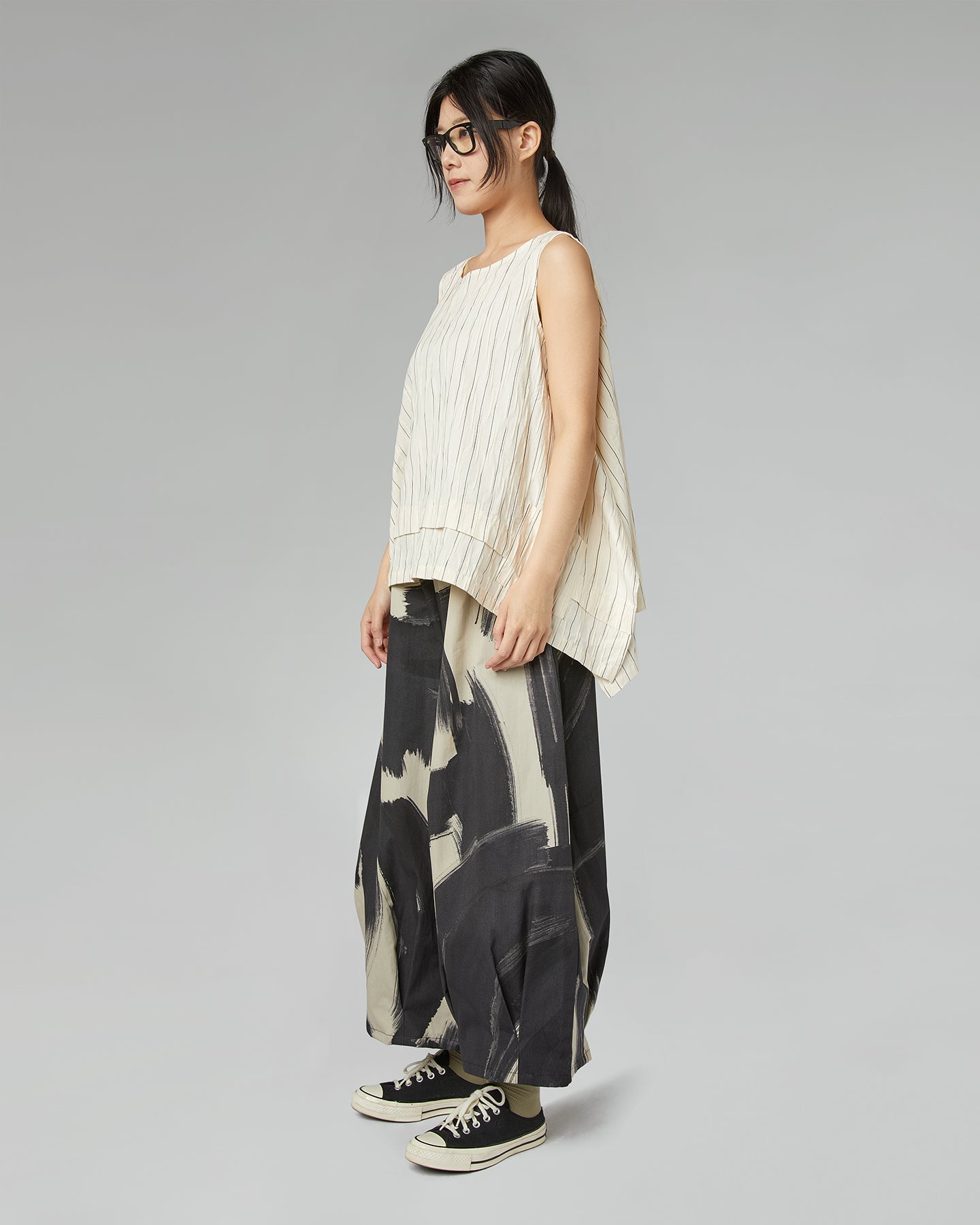 Nora Urban TOP WITH DETACHED PATTERN OFF