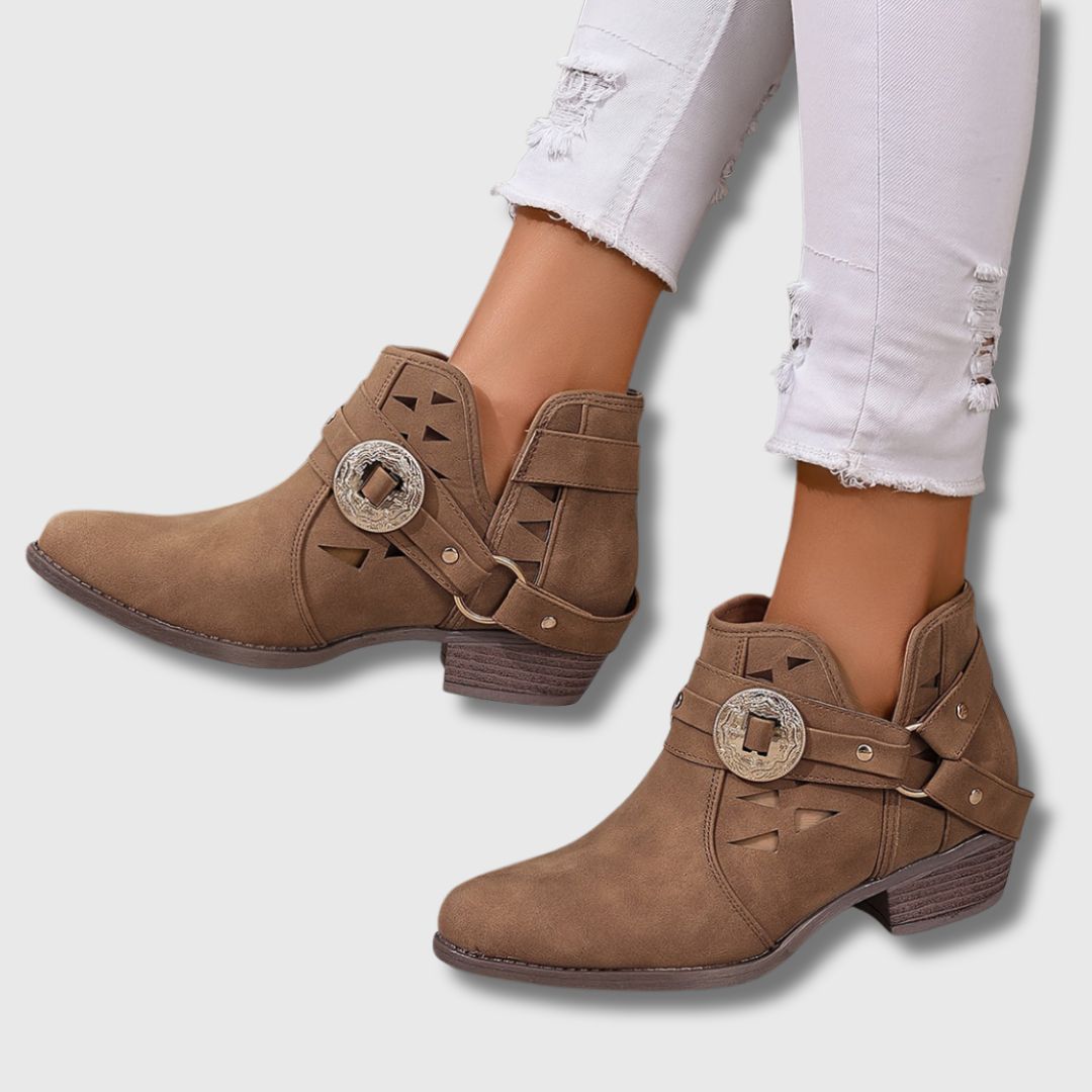 Mira Weekend Shoes