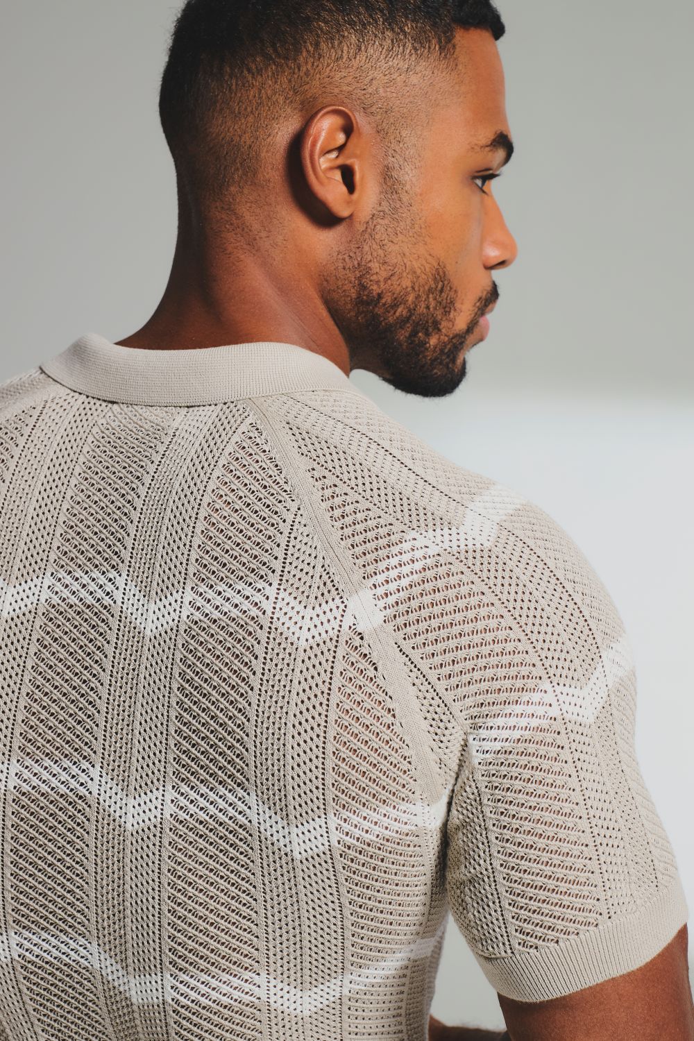 Atlas Weekend Graphic T-Shirt