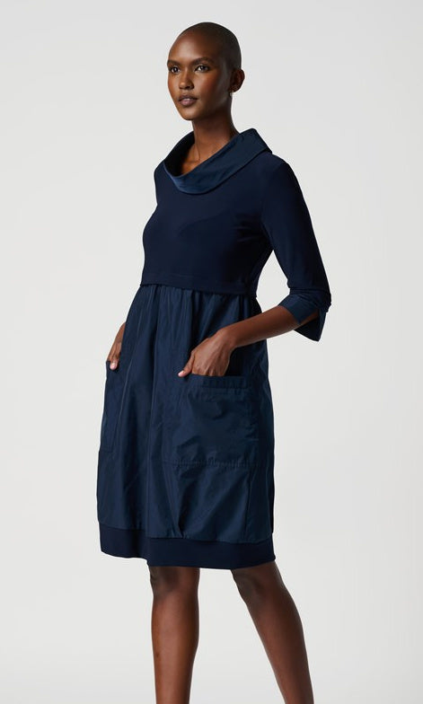 Atlas Urban Day Dress