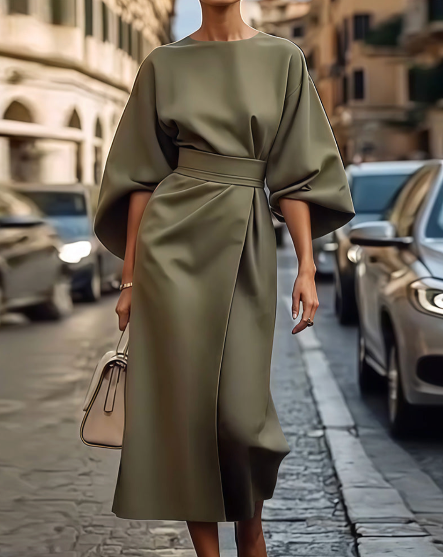 Mira Essential Dress