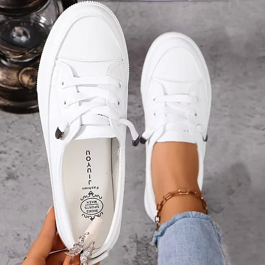 Mira Essential Shoes