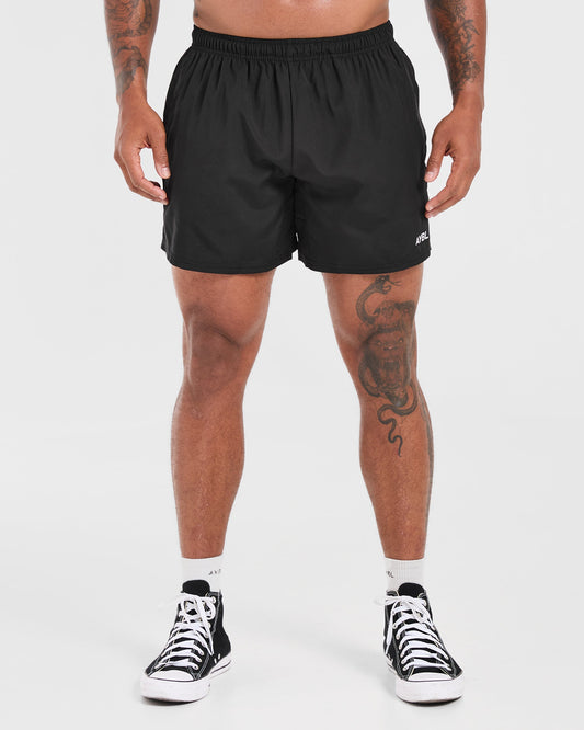 Sienna Weekend Core 5" Shorts