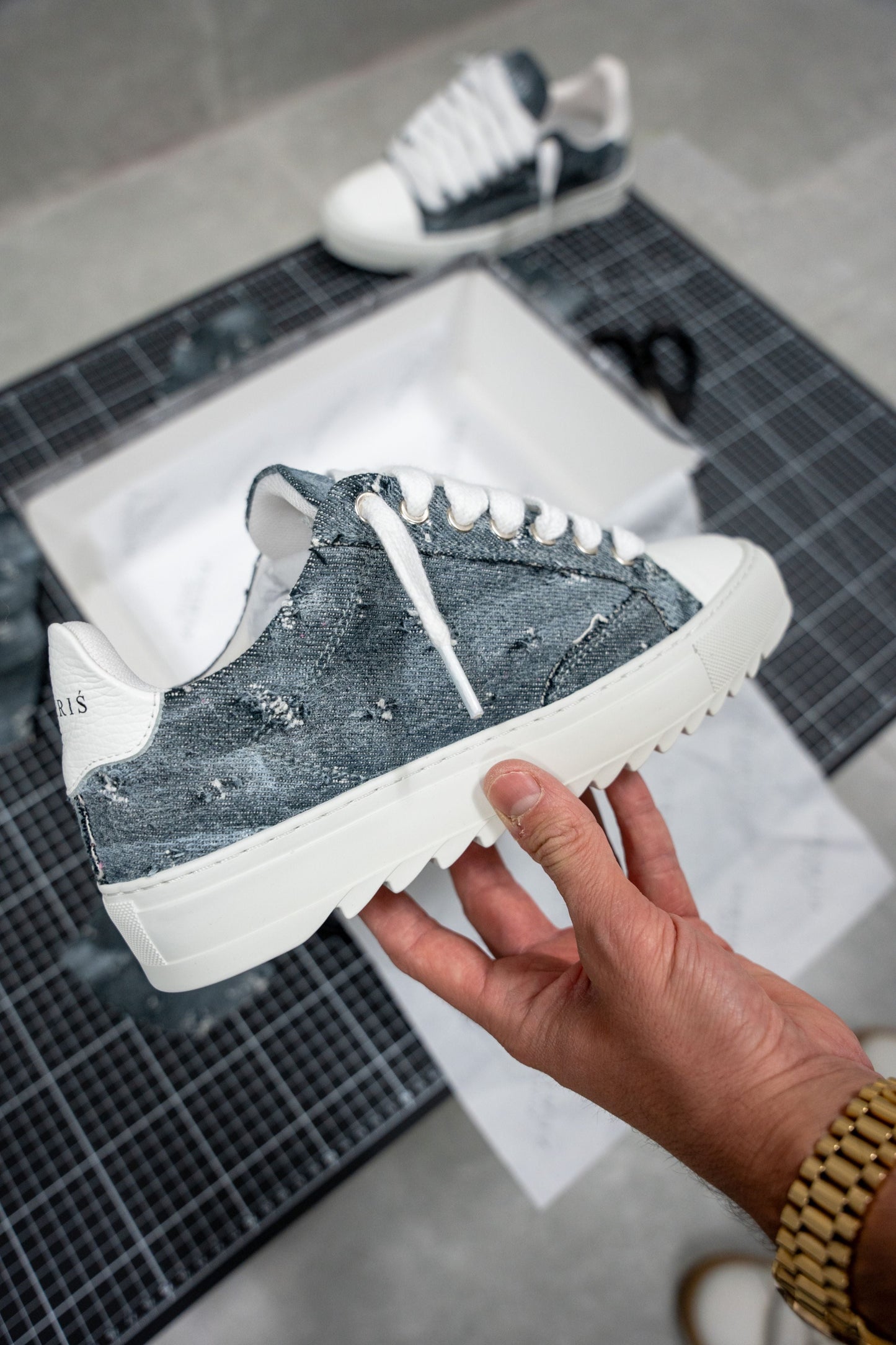 Nova Soft-Touch Thrashed Denim