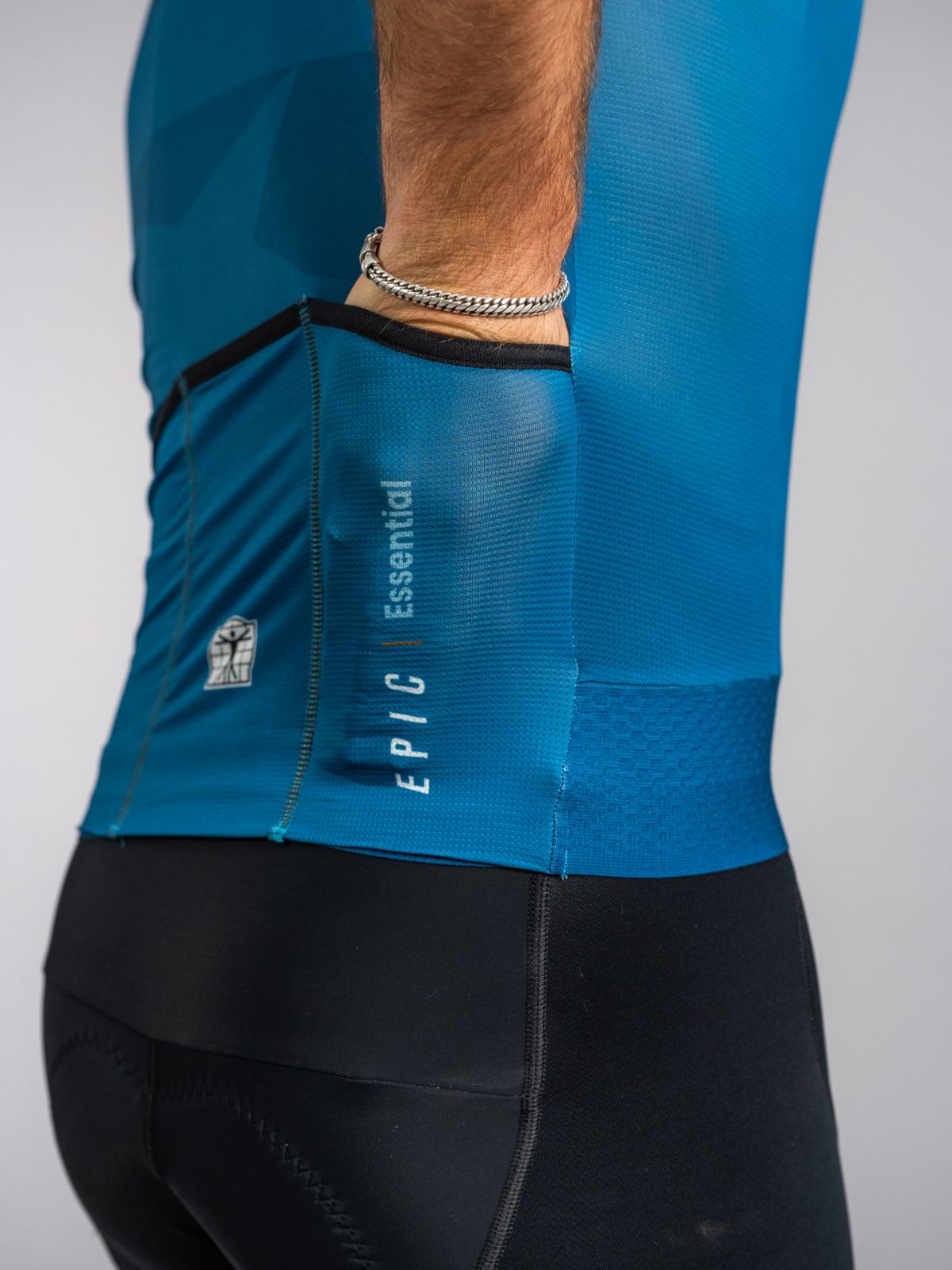 Atlas Signature Lifestyle Essential