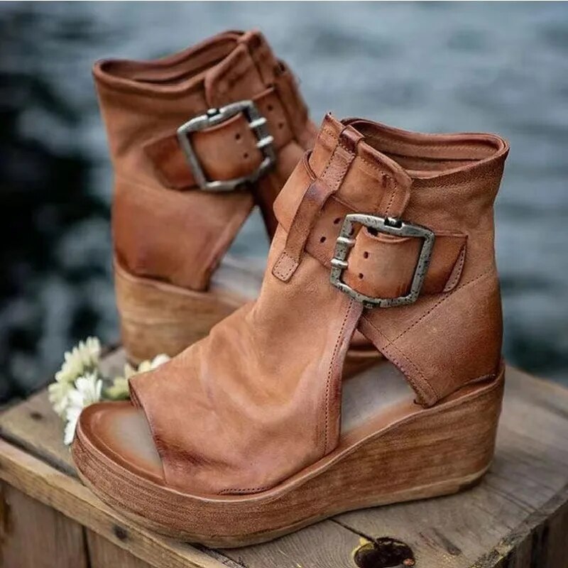 FerraLuxe™ | Suede Boots | Brown / 4 | Toronty Ottawa
