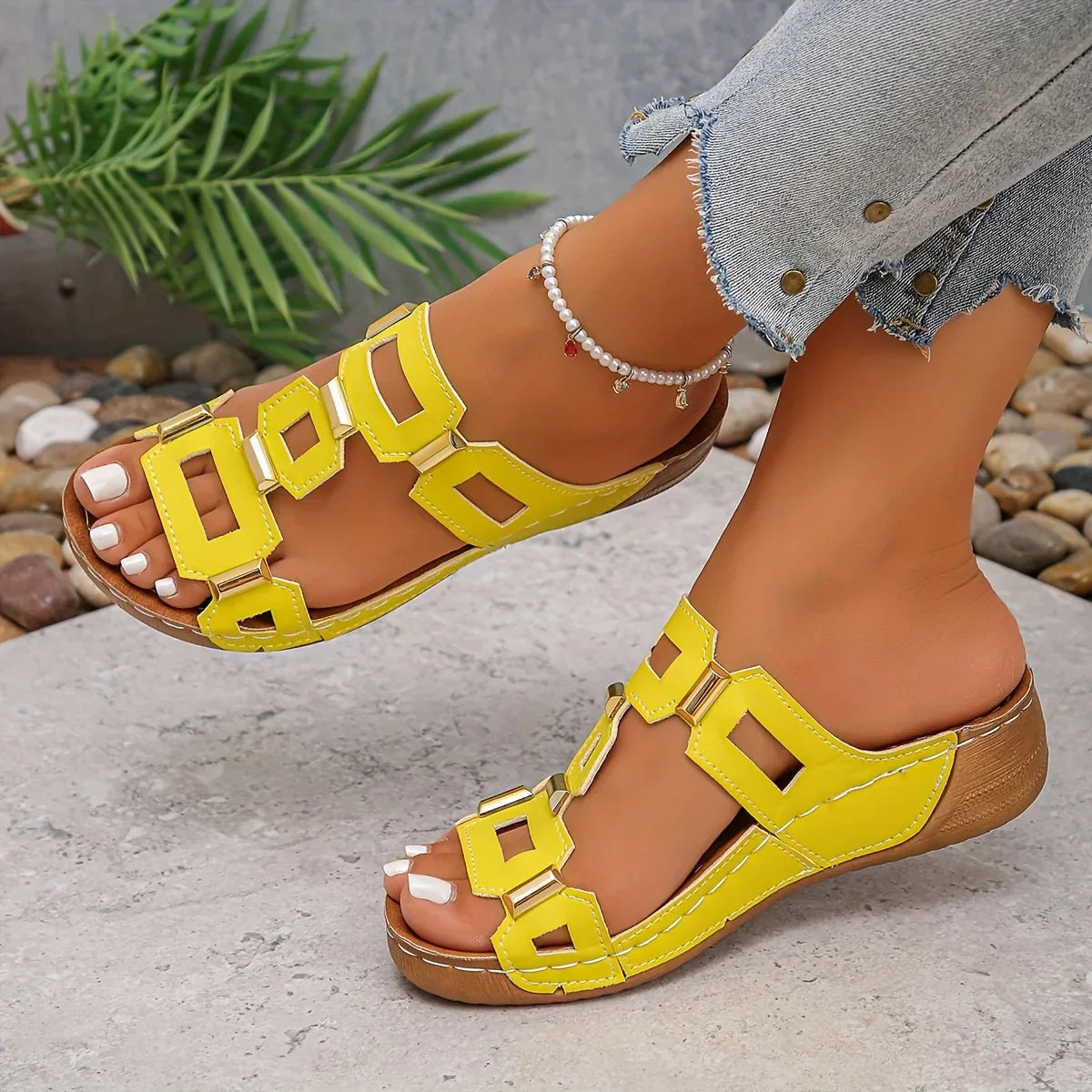 OrthoStride™ | Comfort Sandal | White / 5 | Toronty Ottawa