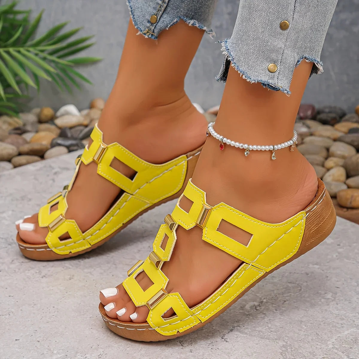 OrthoStride™ | Comfort Sandal | White / 5 | Toronty Ottawa