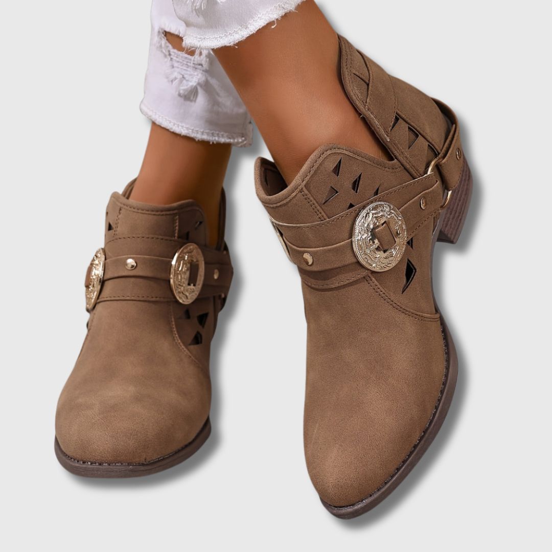 Mira Weekend Shoes