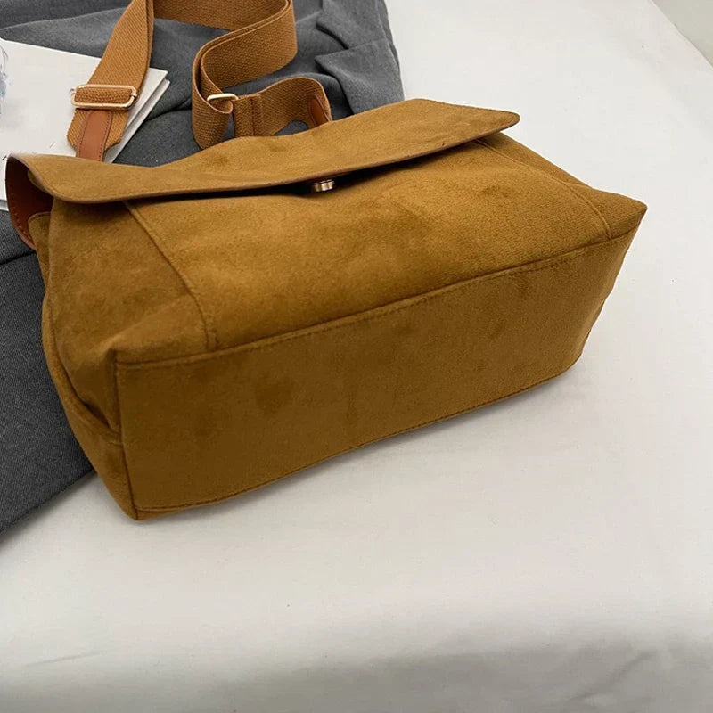 Herla® | Luxe Crossbody | Brown | Toronty Ottawa