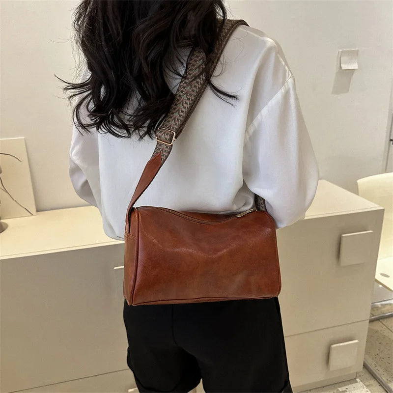 Trine® | Vintage Luxe | Black | Toronty Ottawa