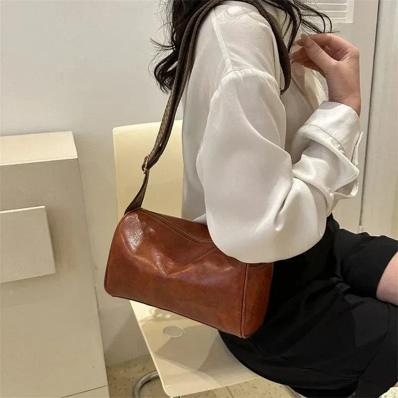Trine® | Vintage Luxe | Black | Toronty Ottawa