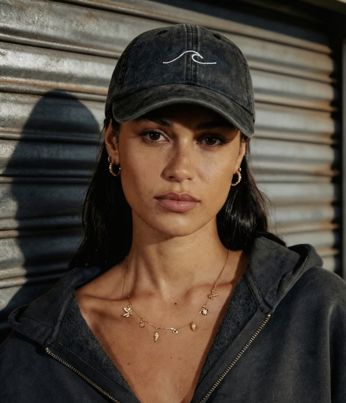 Nora Urban THE WAVE.