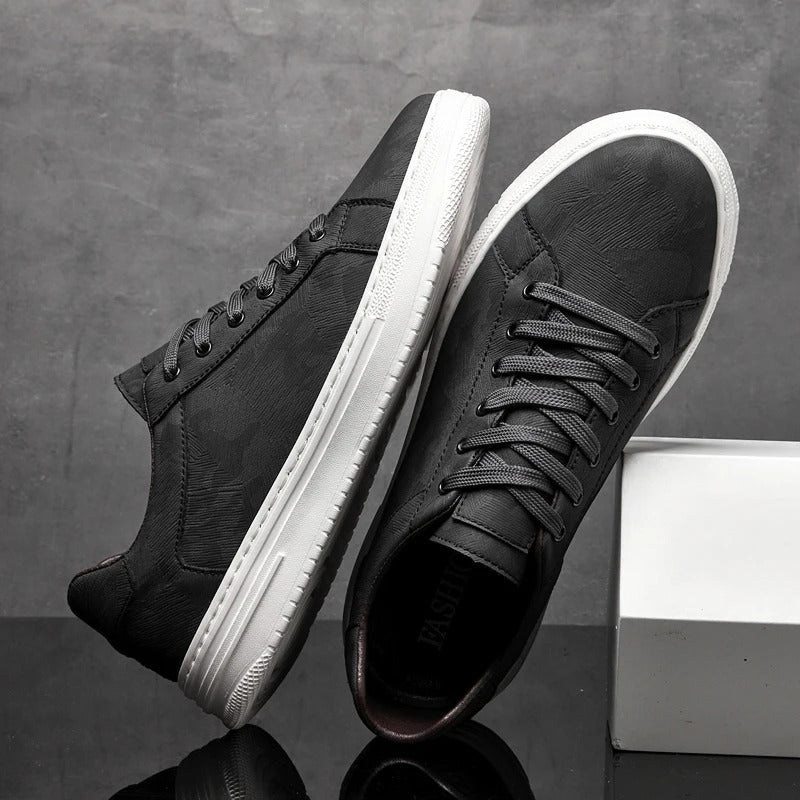 Belmont™ | Classic Sneaker | Black / 6 | Toronty Ottawa