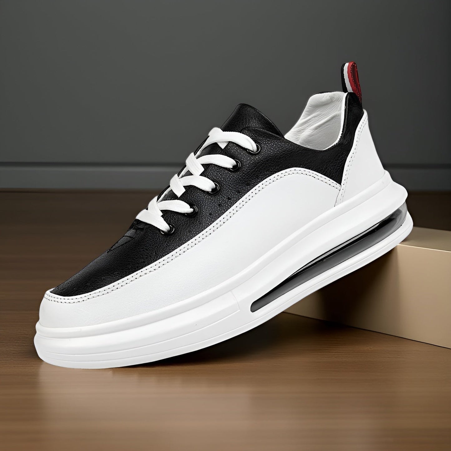 UrbanPulse™ | Airwave Sneakers | Black/White / 5 | Toronty Ottawa