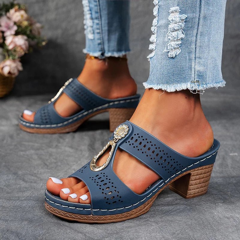 Faithlyn Supportive Chic Sandals